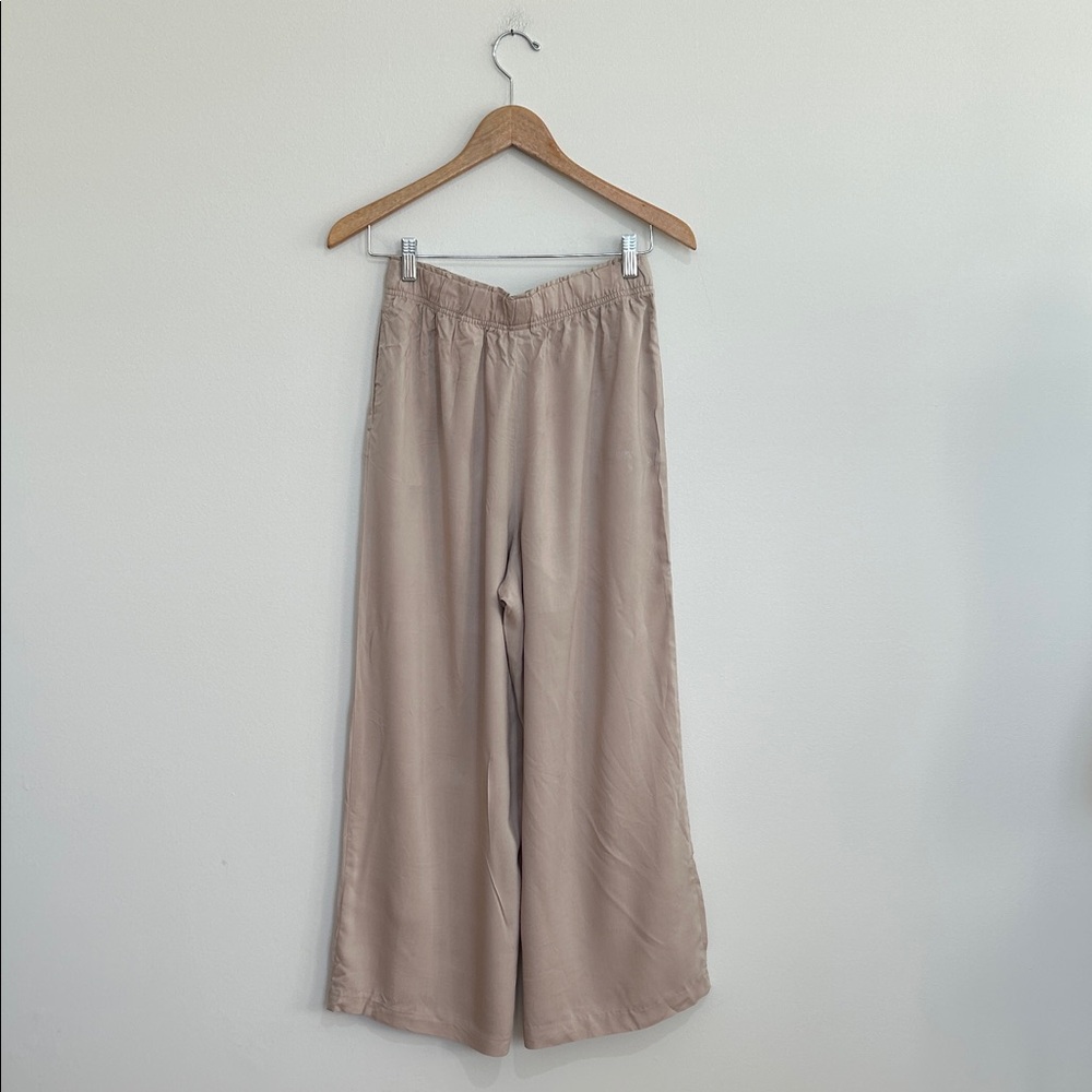 H&M Women’s Beige Elastic Waist Wide Leg Pants Size Small NWT - Picture 4 of 7